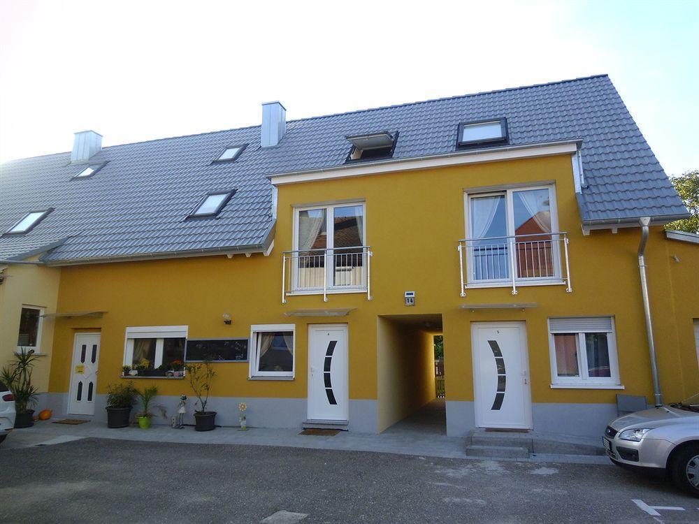 Pension Lelila Rust - Ex Gaestehaus Milella Exterior foto